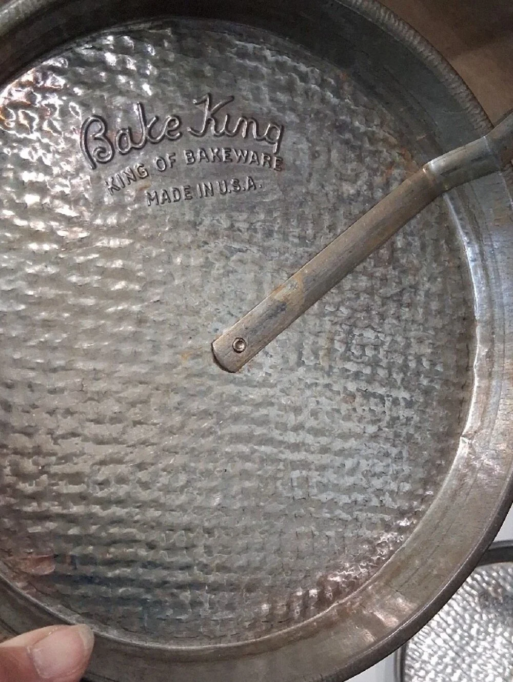 2 Vintage Bake King 8